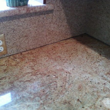 Sagging Counter Due to Poor Cabinet Supporting