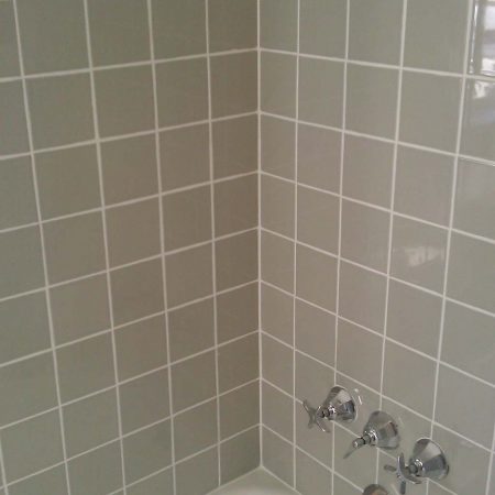 ceramic bathtub walls after regrouting recaulking image Ceramic Tiles on Wall after Regrouting & Recaulking