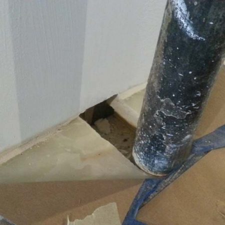 Missed Piece of Onyx behind Pipe Hiding