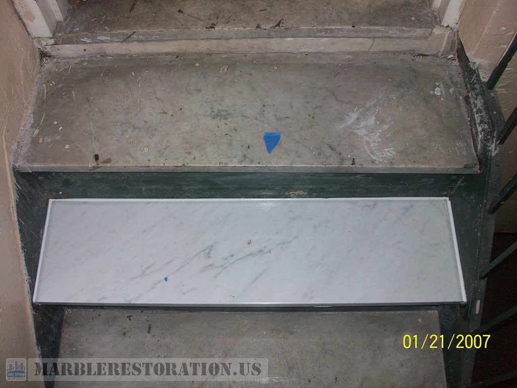 New Single Carrara Marble Step