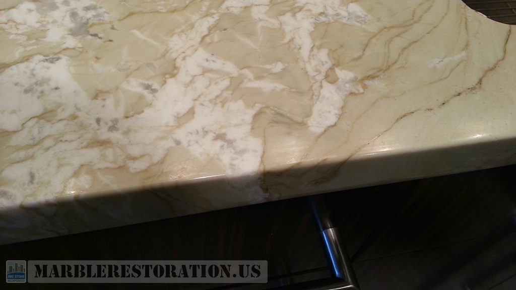 Beige Marble With Nick on Edge Fillup