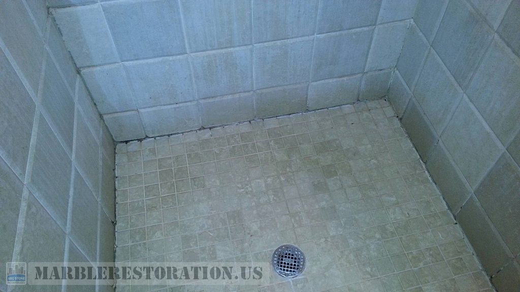 Beveled Travertine Tiles On Shower Walls Cleaning