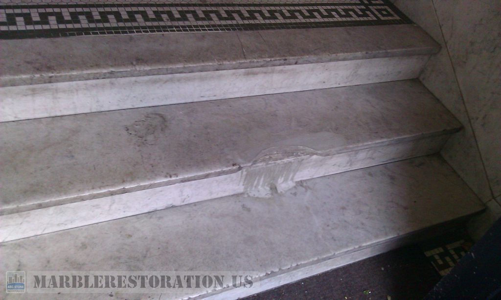 Brooklyn Foyer Wide Step Replacment