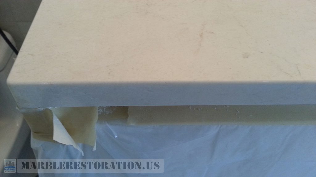 Crema Marfil Vanity Nick Removed
