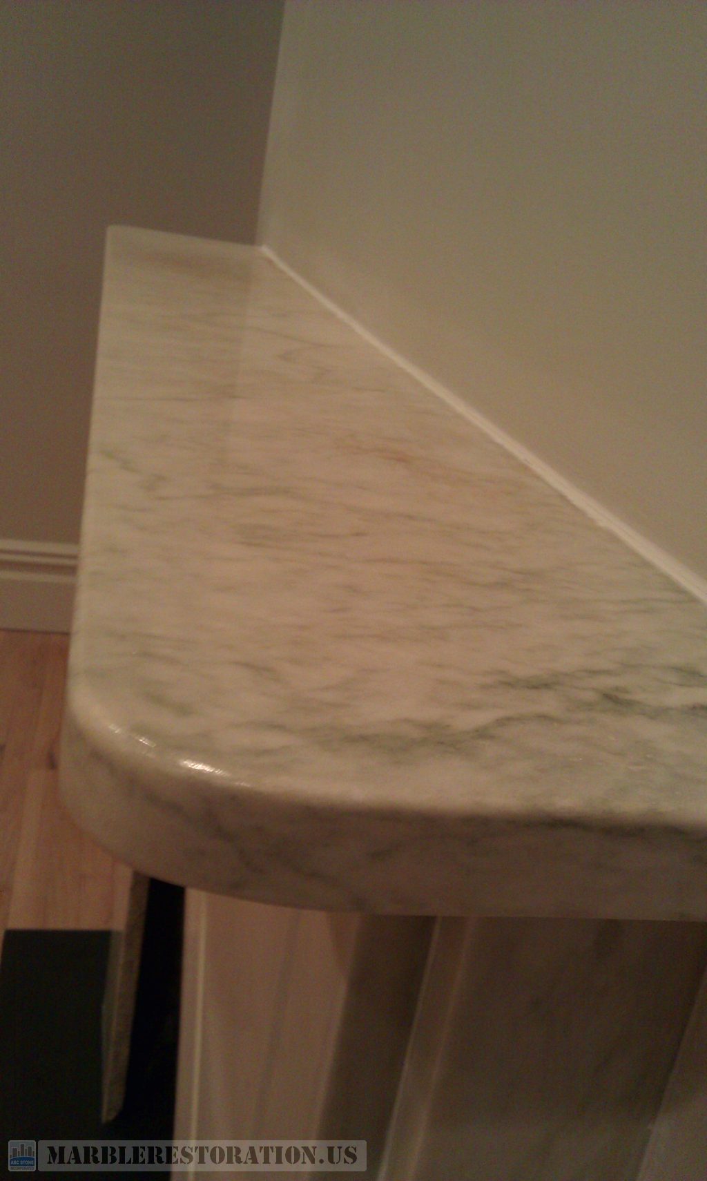 Polished Caulked Mantelshelf Top Slab